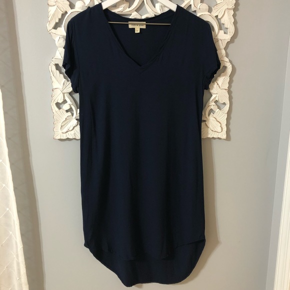 Cloth and Stone Navy Blue V-Neck Dress - Picture 2 of 6